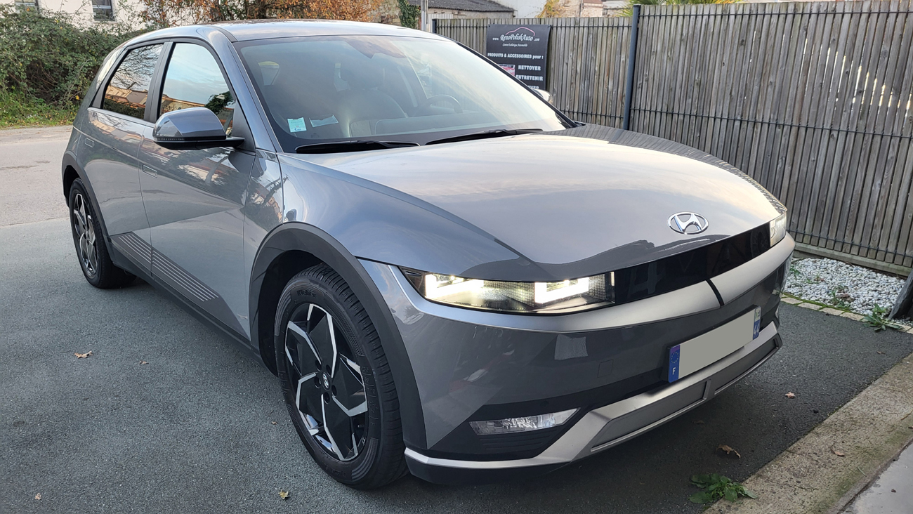 Hyundai-Ioniq-5-Tapis-Nettoyage-moquette-renopolishauto-Nantes-12